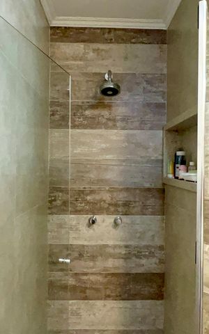 Apartamento para alugar com 121m², 2 quartos e 1 vaga Apartamento para alugar com 121m², 2 quartos e 1 vagaBanheiro - torneira