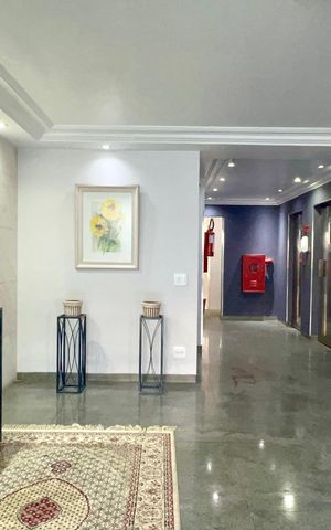 Apartamento para alugar com 121m², 2 quartos e 1 vaga Apartamento para alugar com 121m², 2 quartos e 1 vagaHall de entrada