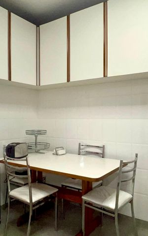 Apartamento para alugar com 121m², 2 quartos e 1 vaga Apartamento para alugar com 121m², 2 quartos e 1 vagaCozinha