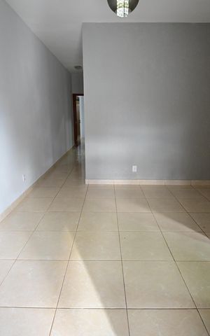 Casa à venda com 88m², 3 quartos e 2 vagas