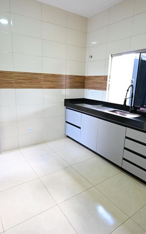 Casa à venda com 88m², 3 quartos e 2 vagas