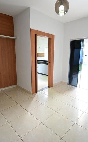 Casa à venda com 88m², 3 quartos e 2 vagas