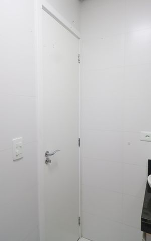 Apartamento à venda com 106m², 2 quartos e 1 vaga Apartamento à venda com 106m², 2 quartos e 1 vagaBanheiro Social