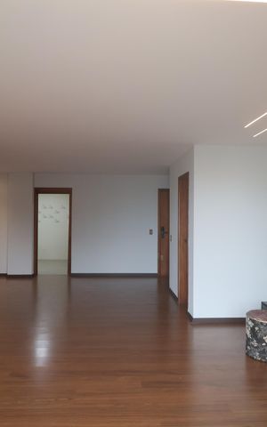 Apartamento para alugar com 166m², 3 quartos e 2 vagasSala