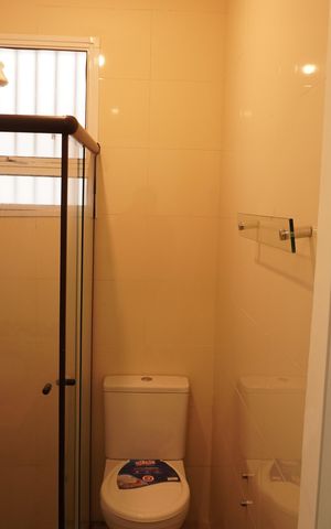 Casa de condomínio para alugar com 65m², 3 quartos e 3 vagasBanheiro da Suíte