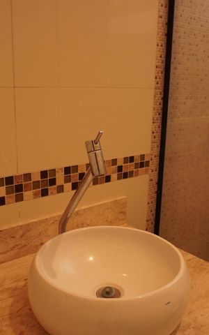 Casa de condomínio para alugar com 65m², 3 quartos e 3 vagasBanheiro da Suíte