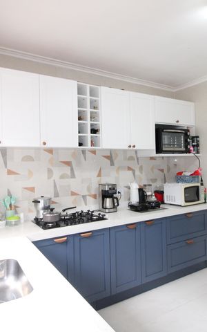 Casa à venda com 83m², 2 quartos e 2 vagasCozinha