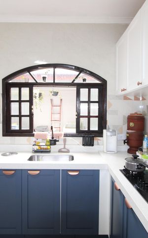 Casa à venda com 83m², 2 quartos e 2 vagasCozinha