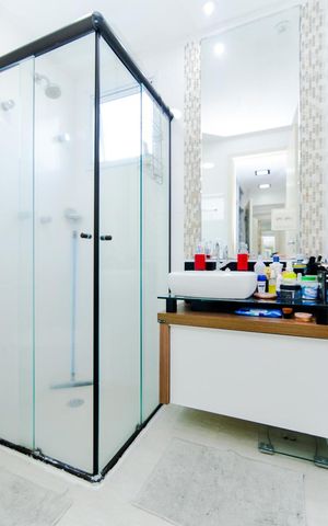 Apartamento à venda com 96m², 3 quartos e 2 vagasBanheiro do Quarto 2