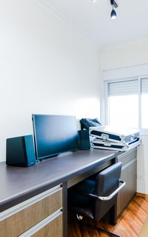 Apartamento à venda com 96m², 3 quartos e 2 vagasEscritório
