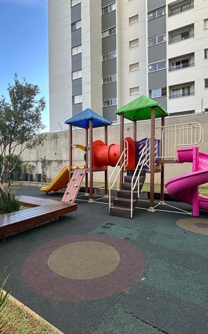 Apartamento para alugar com 72m², 2 quartos e 1 vaga Apartamento para alugar com 72m², 2 quartos e 1 vagaÁrea comum - Playground