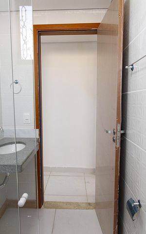 Casa para alugar com 56m², 2 quartos e sem vagaBanheiro