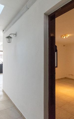 Casa para alugar com 126m², 3 quartos e 2 vagas Casa para alugar com 126m², 3 quartos e 2 vagasCorredor Externo
