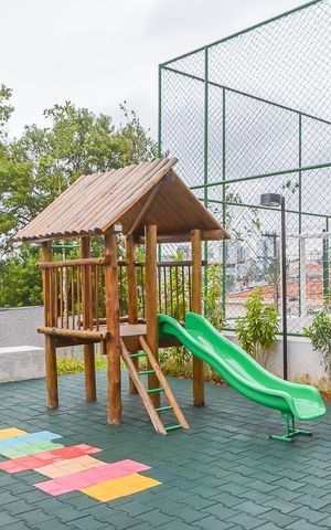Apartamento para alugar com 45m², 2 quartos e 1 vaga Apartamento para alugar com 45m², 2 quartos e 1 vagaÁrea comum - Playground