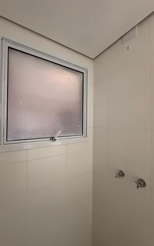 Apartamento à venda com 53m², 2 quartos e 1 vagaBanheiro Social