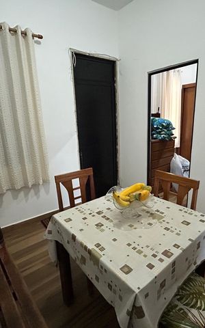 Casa à venda com 66m², 2 quartos e sem vagaSala