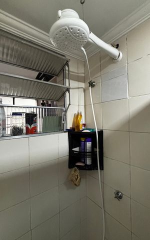 Apartamento à venda com 46m², 2 quartos e 1 vaga Apartamento à venda com 46m², 2 quartos e 1 vagaBanheiro