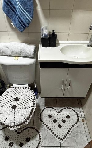 Apartamento à venda com 46m², 2 quartos e 1 vaga Apartamento à venda com 46m², 2 quartos e 1 vagaBanheiro