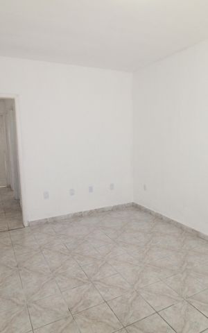 Casa para alugar com 380m², 3 quartos e 4 vagasSala