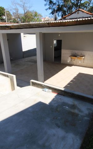 Casa para alugar com 380m², 3 quartos e 4 vagasQuintal