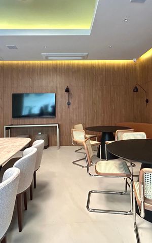 Apartamento para alugar com 126m², 3 quartos e 2 vagas Apartamento para alugar com 126m², 3 quartos e 2 vagasÁrea comum - Salão de festas