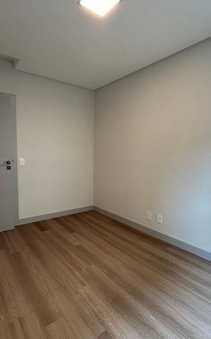 Apartamento para alugar com 126m², 3 quartos e 2 vagas Apartamento para alugar com 126m², 3 quartos e 2 vagasSuíte