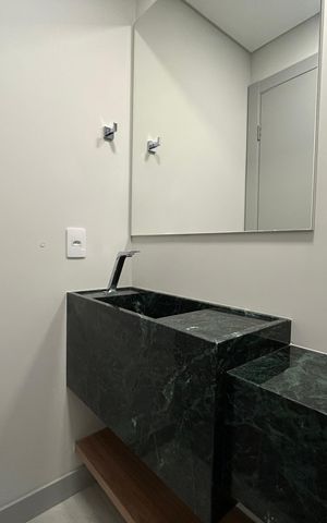 Apartamento para alugar com 126m², 3 quartos e 2 vagas Apartamento para alugar com 126m², 3 quartos e 2 vagasLavabo
