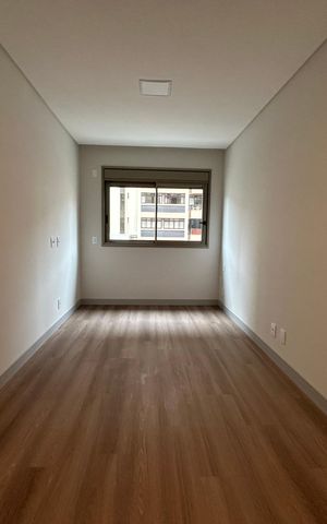 Apartamento para alugar com 126m², 3 quartos e 2 vagas Apartamento para alugar com 126m², 3 quartos e 2 vagasQuarto 2