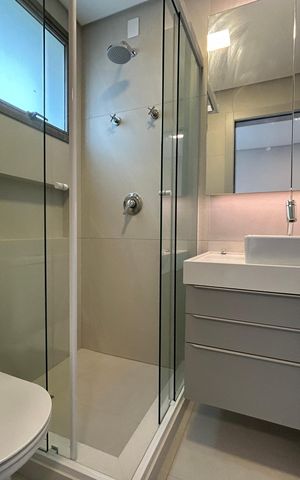 Apartamento para alugar com 126m², 3 quartos e 2 vagas Apartamento para alugar com 126m², 3 quartos e 2 vagasBanheiro suíte