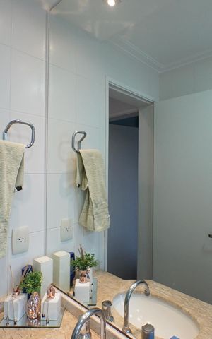 Apartamento para alugar com 83m², 3 quartos e 2 vagasBanheiro