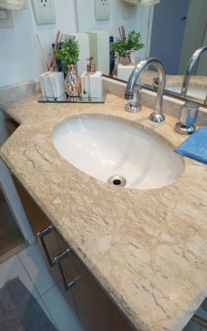 Apartamento para alugar com 83m², 3 quartos e 2 vagasBanheiro