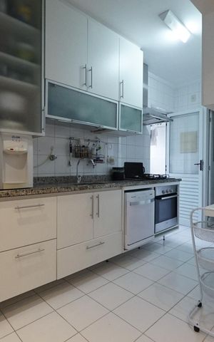 Apartamento para alugar com 83m², 3 quartos e 2 vagasCozinha