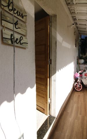 Casa de condomínio à venda com 70m², 2 quartos e 1 vagaVaranda