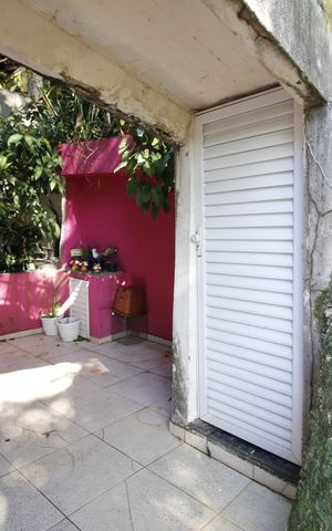 Casa de condomínio à venda com 70m², 2 quartos e 1 vagaQuintal