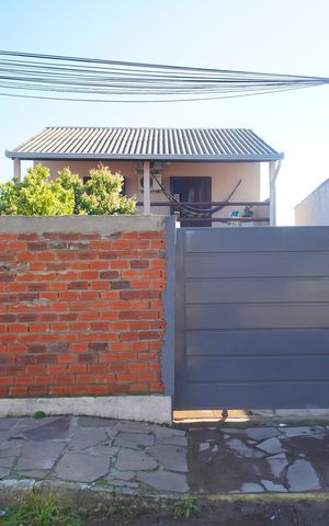 Casa à venda com 210m², 3 quartos e 3 vagasFachada
