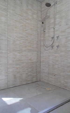Casa à venda com 210m², 3 quartos e 3 vagasBanheiro 2