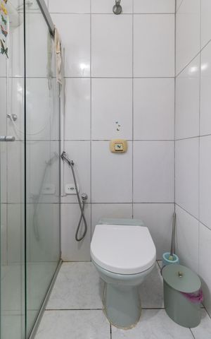 Casa para alugar com 120m², 2 quartos e 2 vagas Casa para alugar com 120m², 2 quartos e 2 vagasBanheiro Suíte