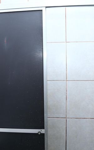 Apartamento para alugar com 91m², 2 quartos e 1 vagaApartamento 1 - Banheiro do andar superior