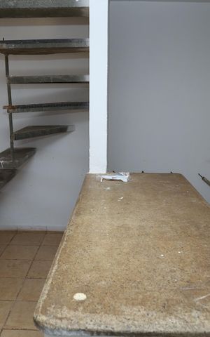 Apartamento para alugar com 91m², 2 quartos e 1 vagaApartamento 1 - Detalhe da sala do andar inferior