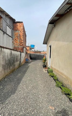 Casa à venda com 160m², 1 quarto e 5 vagas
