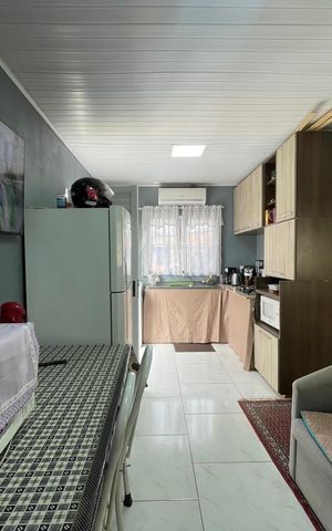 Casa à venda com 160m², 1 quarto e 5 vagas