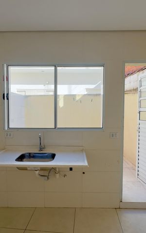 Casa para alugar com 35m², 1 quarto e sem vaga Casa para alugar com 35m², 1 quarto e sem vagaStudio