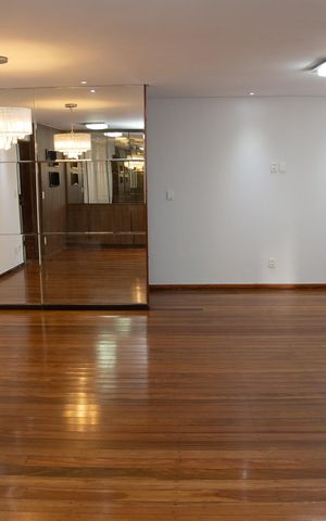 Apartamento à venda com 76m², 3 quartos e 1 vaga Apartamento à venda com 76m², 3 quartos e 1 vagaSala
