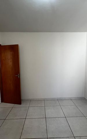 Casa para alugar com 48m², 2 quartos e 1 vaga Casa para alugar com 48m², 2 quartos e 1 vagaQuarto 1