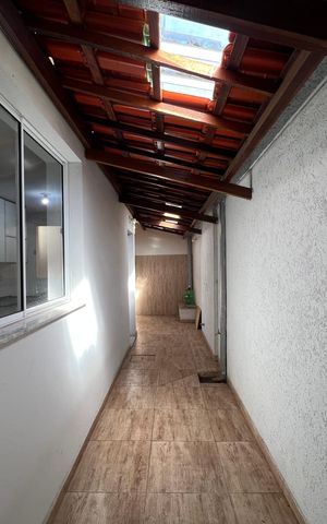 Casa para alugar com 48m², 2 quartos e 1 vaga Casa para alugar com 48m², 2 quartos e 1 vagaCorredor