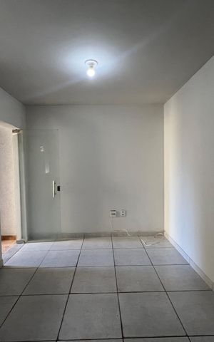 Casa para alugar com 48m², 2 quartos e 1 vaga Casa para alugar com 48m², 2 quartos e 1 vagaSala