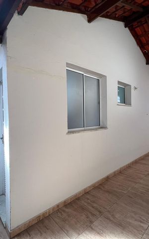 Casa para alugar com 48m², 2 quartos e 1 vaga Casa para alugar com 48m², 2 quartos e 1 vagaQuintal