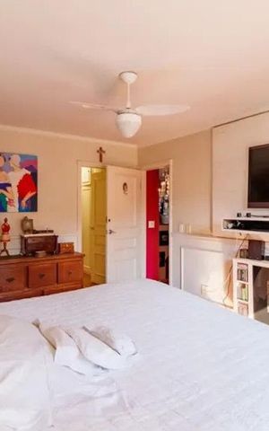 Casa de condomínio para alugar com 375m², 5 quartos e 4 vagas Casa de condomínio para alugar com 375m², 5 quartos e 4 vagasQuarto