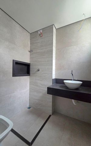 Apartamento à venda com 82m², 3 quartos e 2 vagas Apartamento à venda com 82m², 3 quartos e 2 vagasBanheiro Social