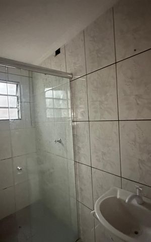 Casa para alugar com 50m², 2 quartos e sem vaga Casa para alugar com 50m², 2 quartos e sem vagaBanheiro